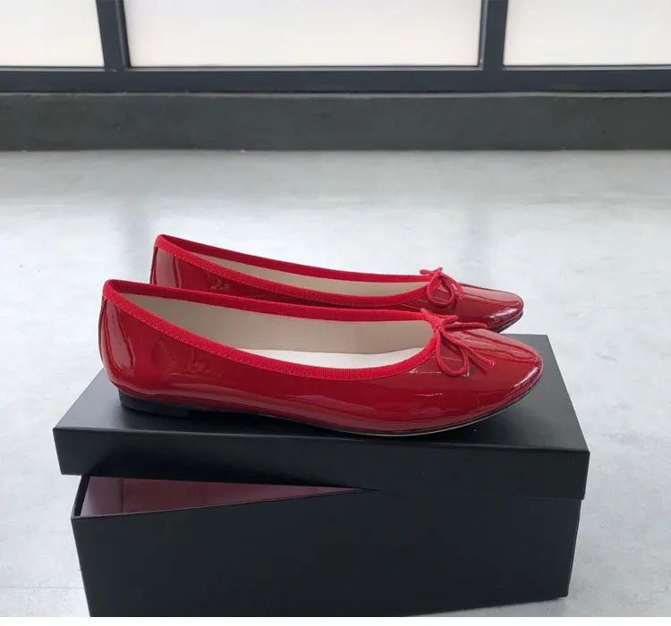 Round Toe Ballet Shoes Low Heel Bow Pumps Low Top Flat Patent Leather Small Red Shoes