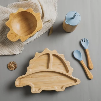 Bambusowy zestaw zastawy stołowej do karmienia dziecka Silikonowe przyssawki Dziecko Dinozaur Talerz obiadowy Miska Widelec Łyżka Kubek Artykuły do karmienia dziecka Prezent