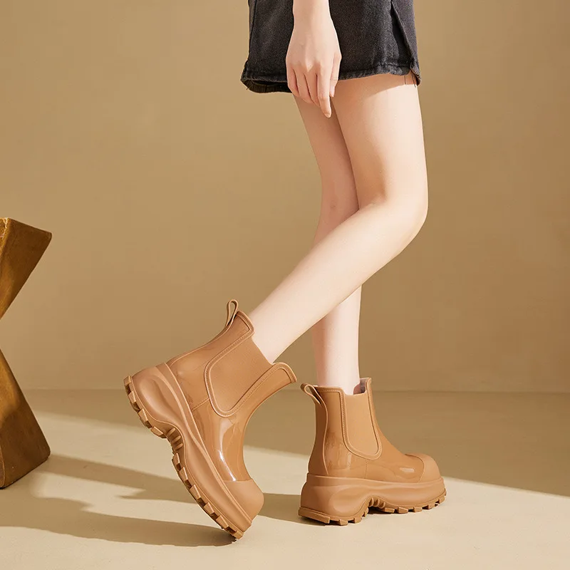 2024 New Vogue Korea Style Boots Height Increasing Rain Boot Round Toe City Walk Water Boots Woman Rain Free Shipping Lady Shoes