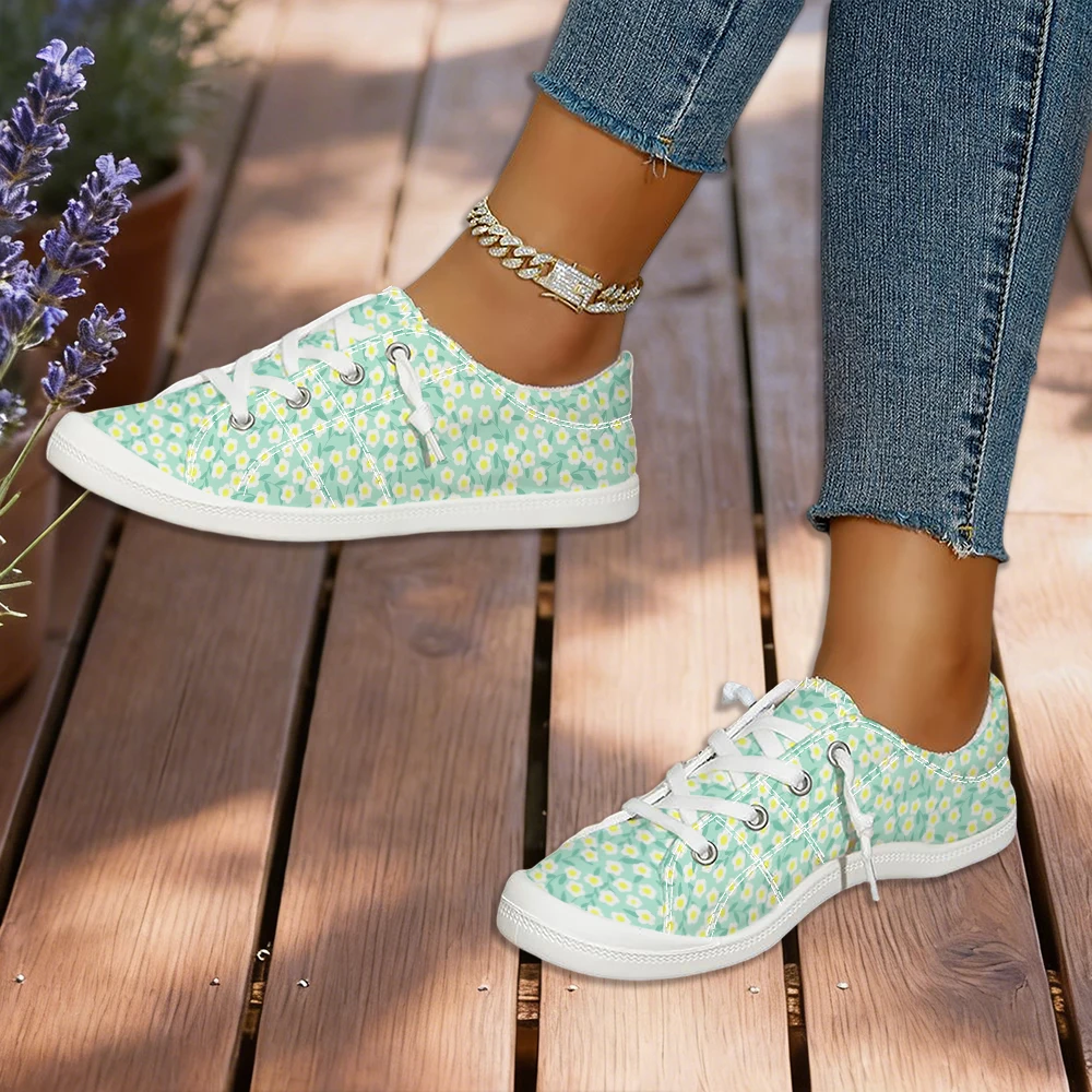 2026 Summer New Style Light Green Floral Canvas Shoes for Women, Fresh and Simple Low-Top Casual Shoes, Slip-On Breathable Flat Shoes