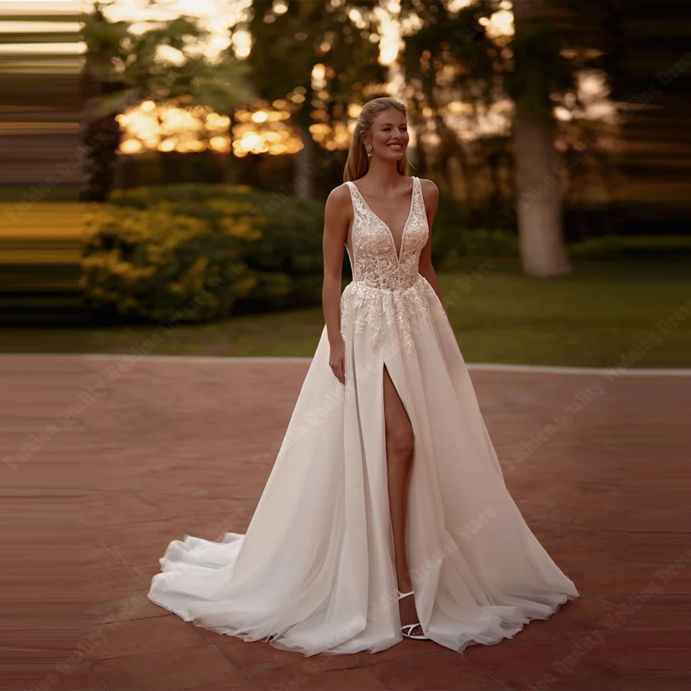 

Sexy V-Neck Women Wedding Dresses Vintage A-Line Bridal Gowns Shining Lace Decals Princess Party Vestidos De Novias Customized