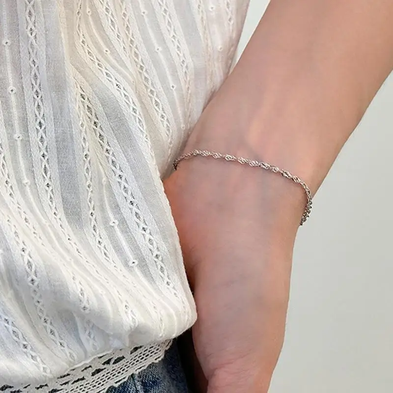 Silver Elegant Wave Twisted Chain Bracelet Adjustable Durable Jewelry for Women Girls Dinner Date Accessory Present Gift