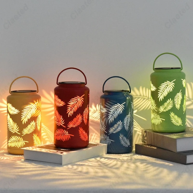 

Solar Energy Wrought Iron Hollowed Out Projection Lamp Courtyard Villa Garden Balcony Decoration Nightlight