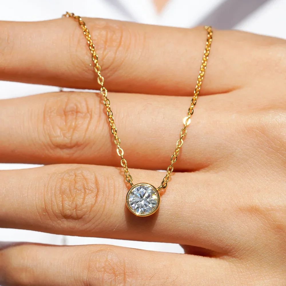 

LinkerLove Moissanite Pendant Necklace Bezel Setting Diamond Necklace for Women 18K Rose Gold Plated 925 Sterling Silver Jewelry