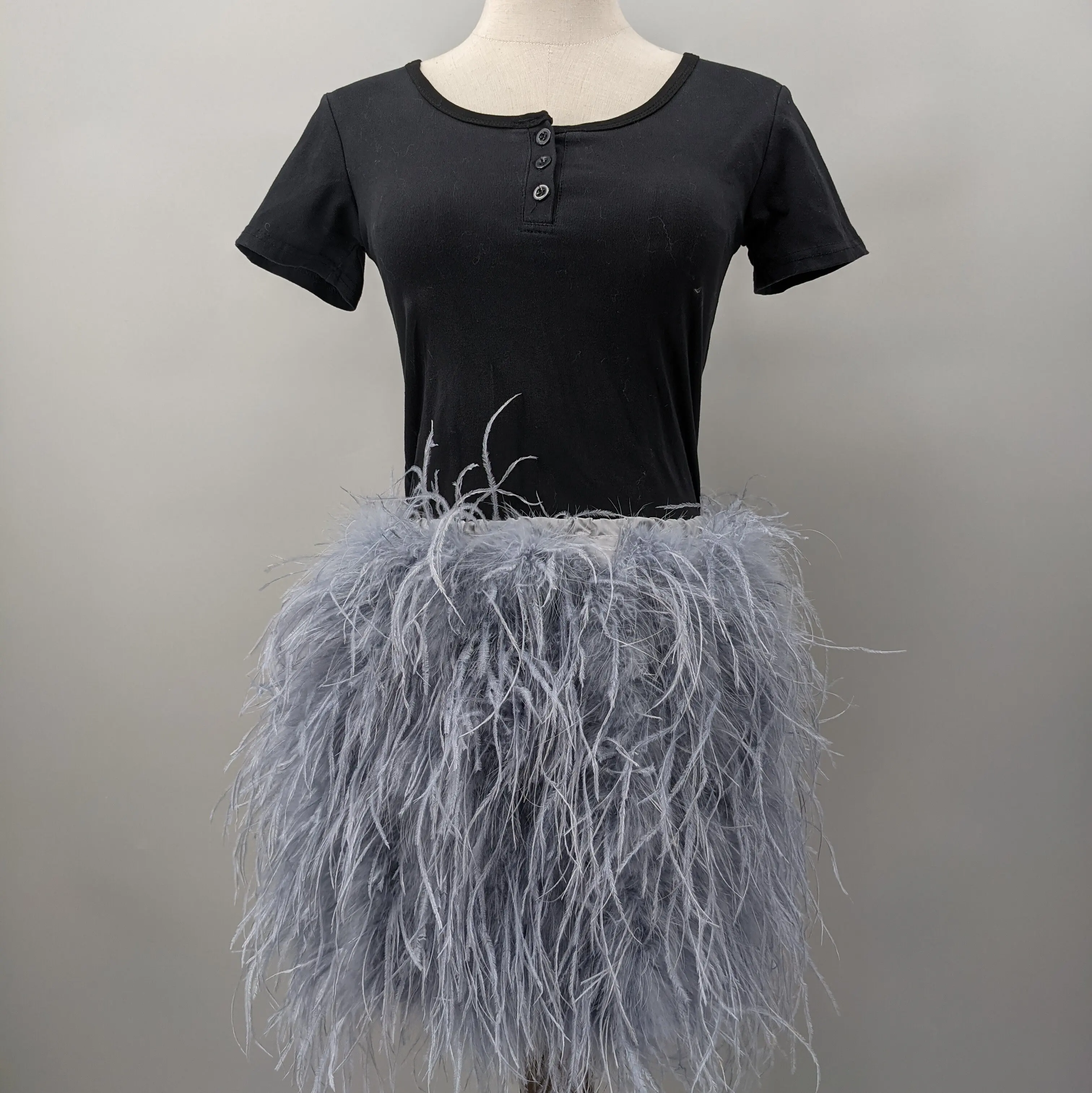 Women Gray Real Ostrich Feather Mini Skirt Elastic Waist Fluffy Short Skirt Y2K Club Festival Party Outfit 22A0602