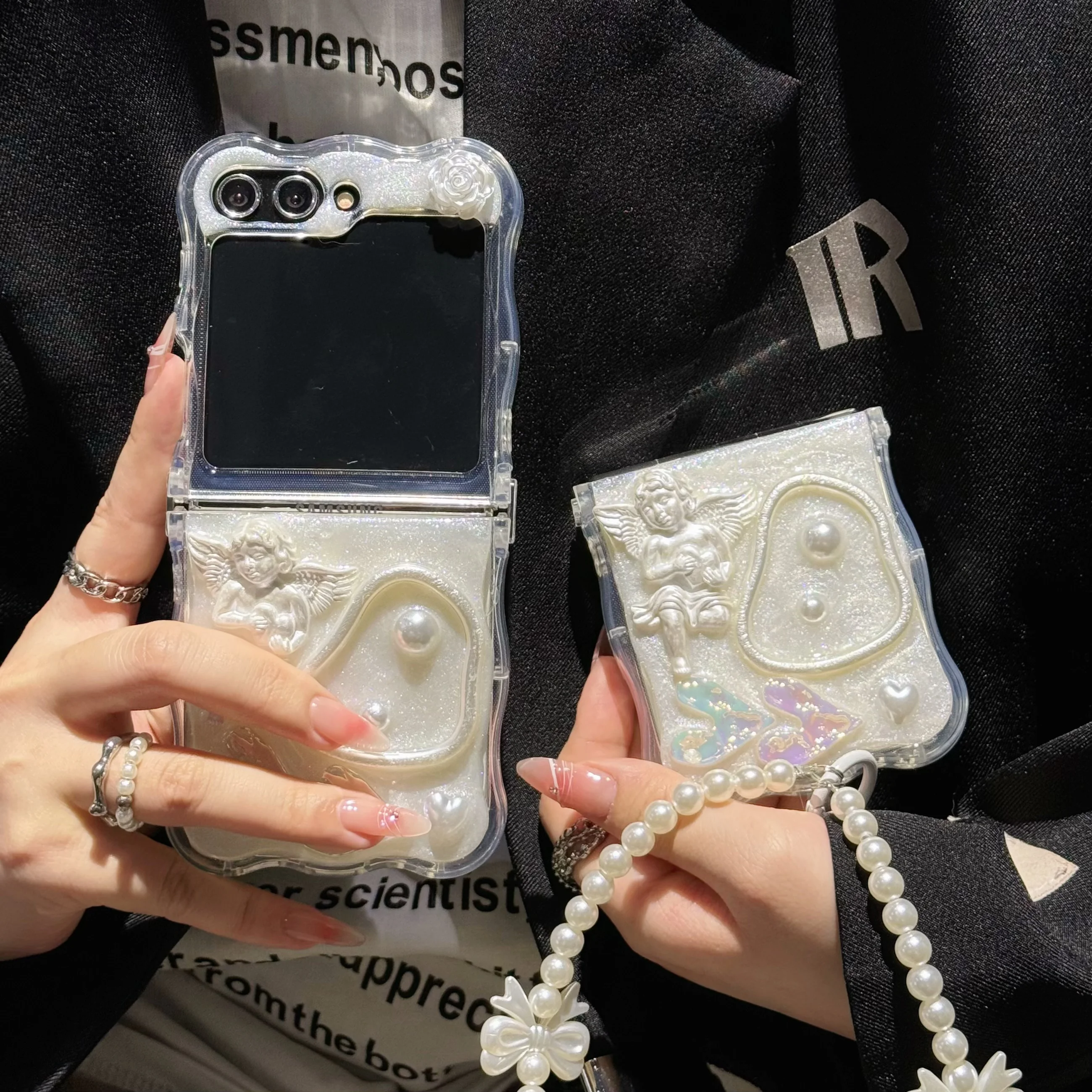 3D Love Angel Handyhülle für Samsung Galaxy Z Flip 6 5 4 3 Armband Welle stoßfeste Abdeckung für Samsung ZFlip6 mit Lanyard-Abdeckung