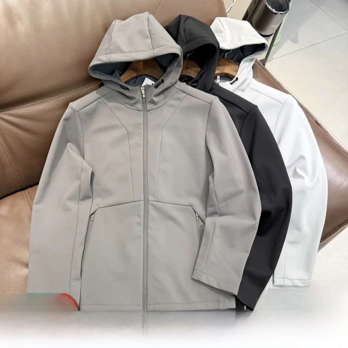 

Men's 3D Tailored Soft ell Waterproof Jaet Elastic ell Heat Retention Warmth Autumn Winter Outdoor Windproof Zipper Clo...