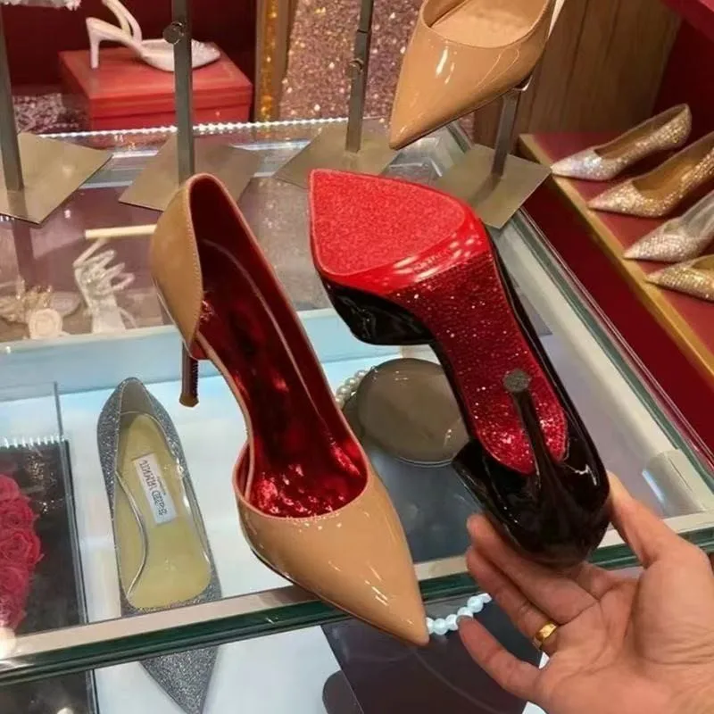 2026 Spring and Summer New Classic Solid Patent Leather Stilettos Women's Pointed Toe Elegant Large Size Slip-On Low Top Shoes