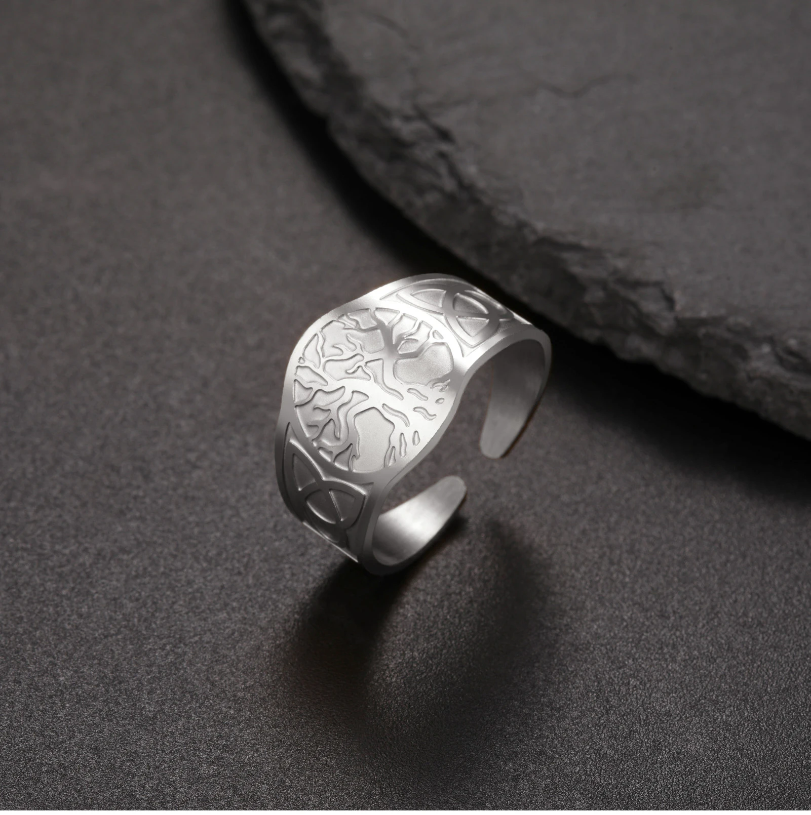 Cooltime Goldfarbener Keltischer Knoten Lebensbaum Offener Ring für Männer und Frauen Retro Edelstahl Nordischer Stil Amulett Schmuck 2026 Geschenk – Detail 3