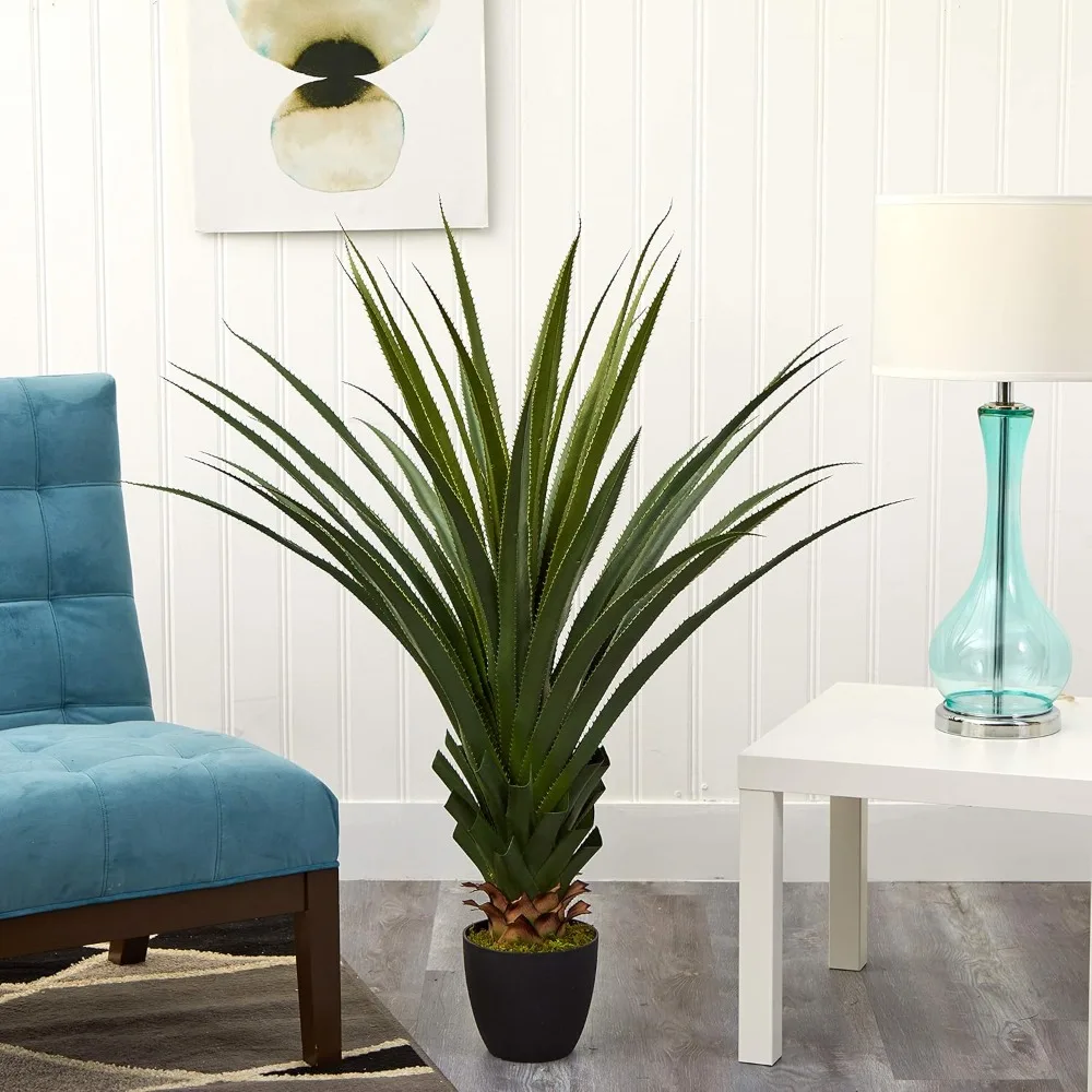 

NEW Spiked Agave Plant, Green