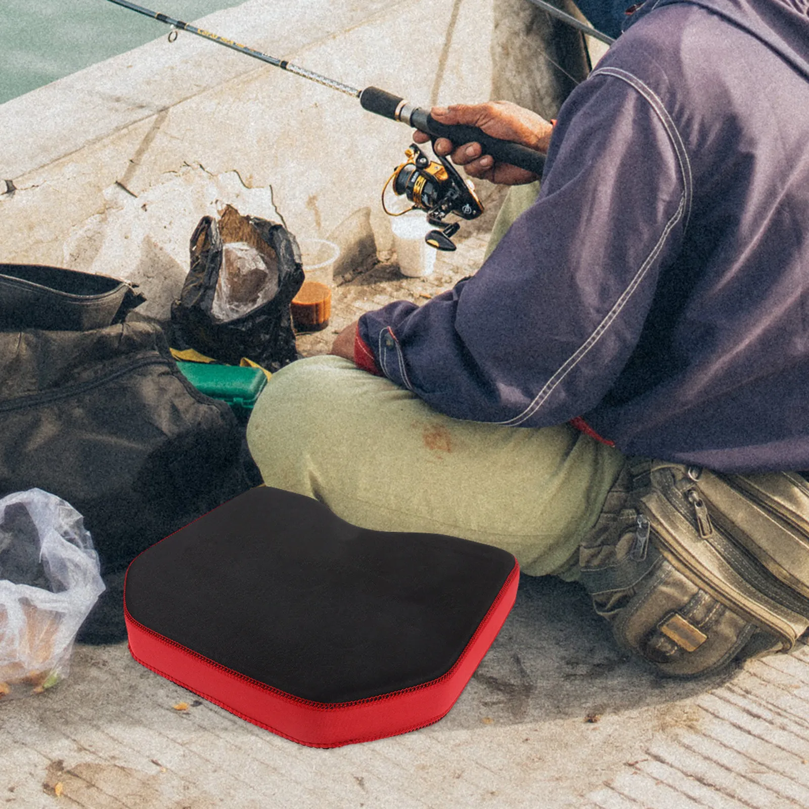 High Resilience Breathable Fishing Seat Cushion Suction Cup Mounting Universal Fit for Tackle Box Kayak Canoe Boat Outdoor