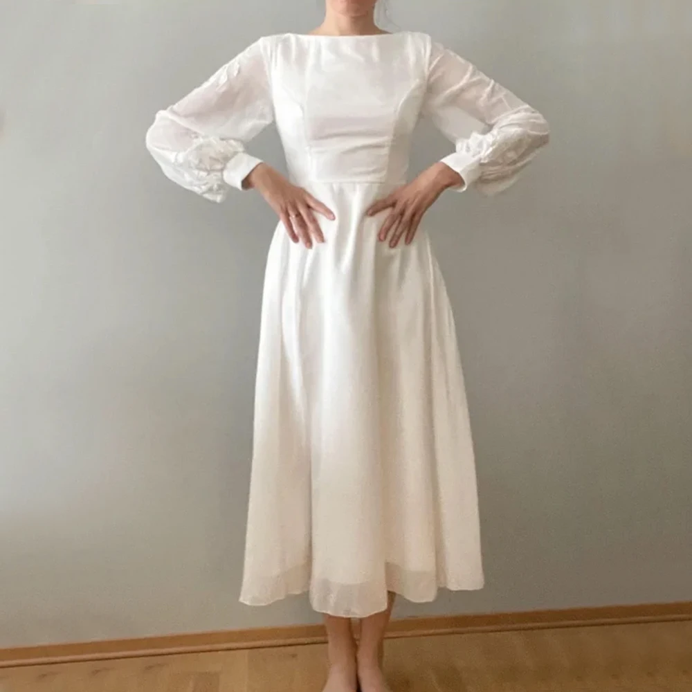 

Simple Chiffon O-Neck Wedding Dress Short A-Line Tea-Length Bride Long Sleeve with Leaf Applique and Button Customized Gown