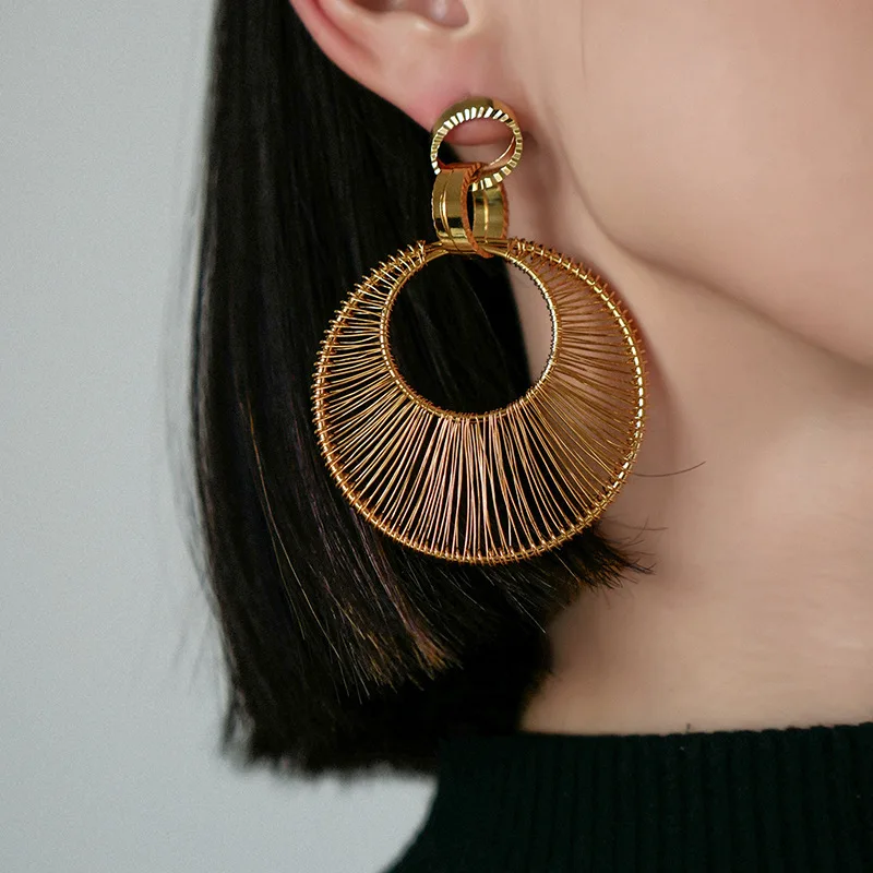 Oversized Hollow Hoop Earrings For Women, Minimalist Creative Metallic Fashion Jewellery