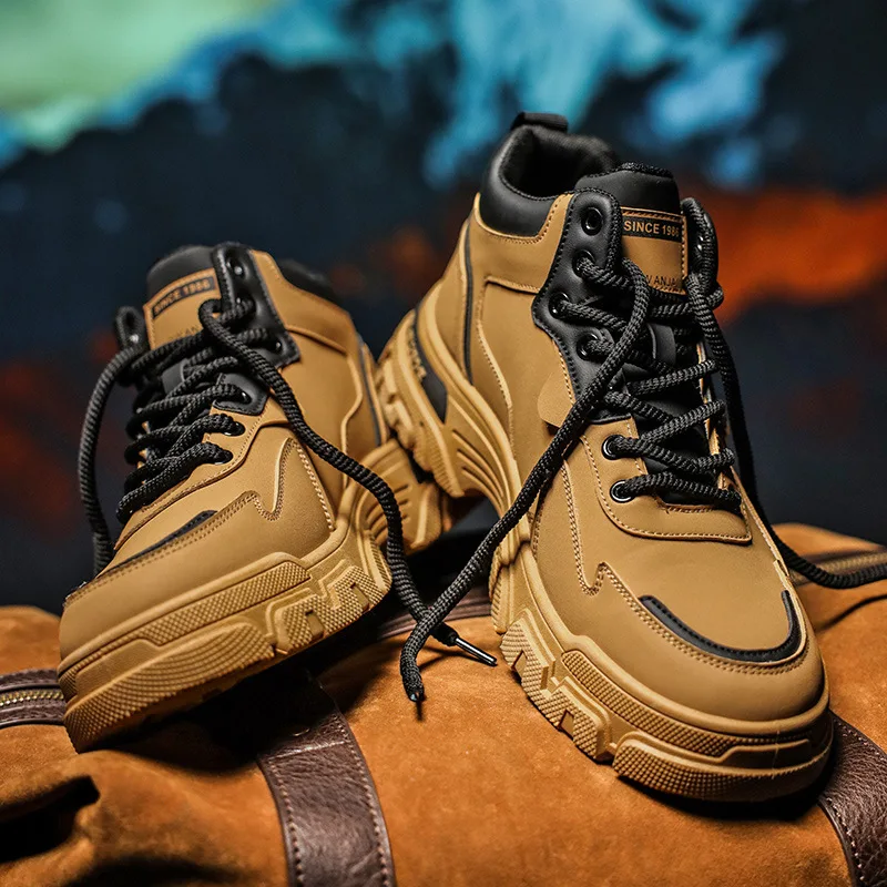 Mens Shoes Casual Cowboy Combat Tactical Boots Motorcycle Chelsea Ankle Work Leather Shoes Outdoor Designer Luxury Hiking