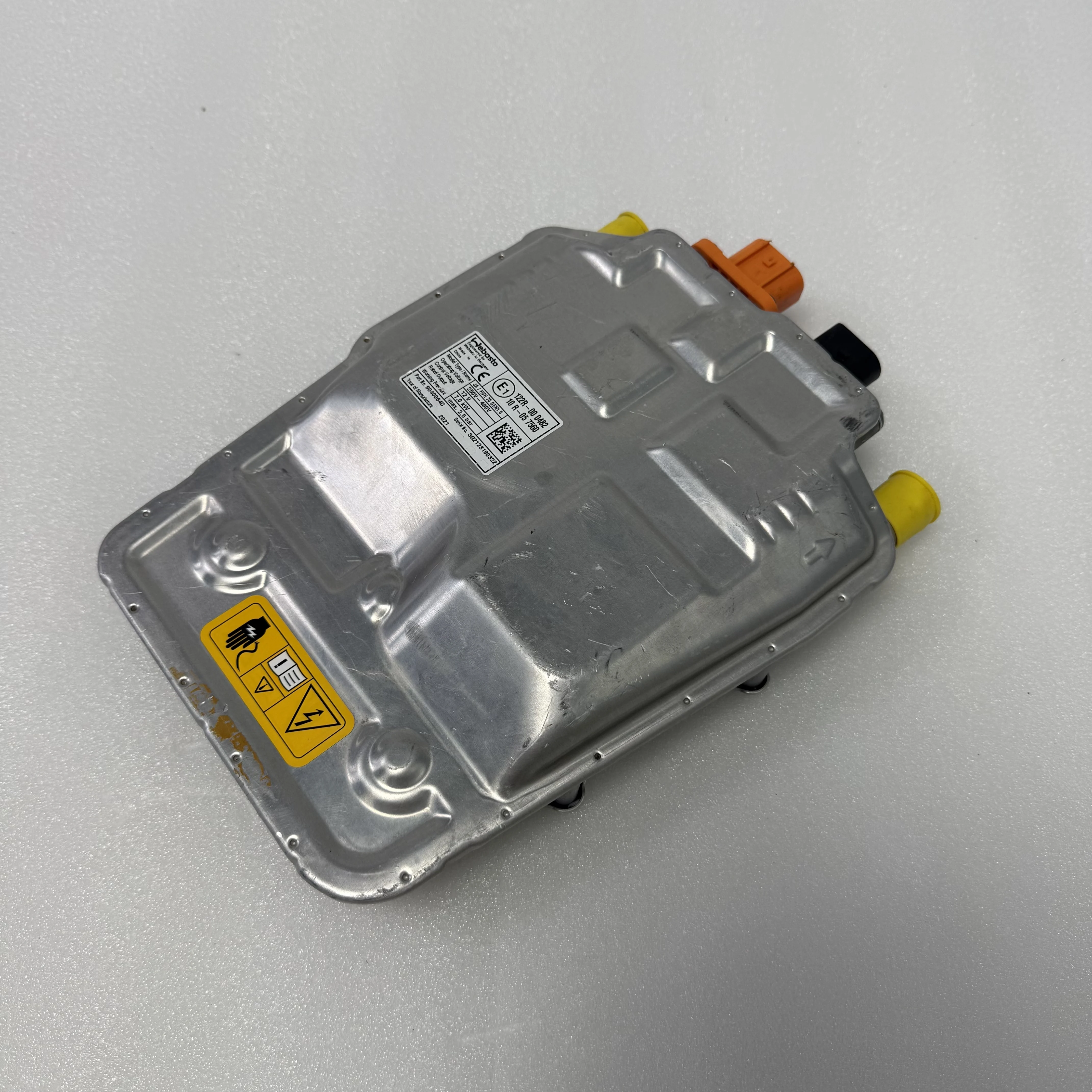 Suitable for Toyota Lexus original car PTC heater, model 87101 -F4021 013790-0120 , suitable for UX300E,