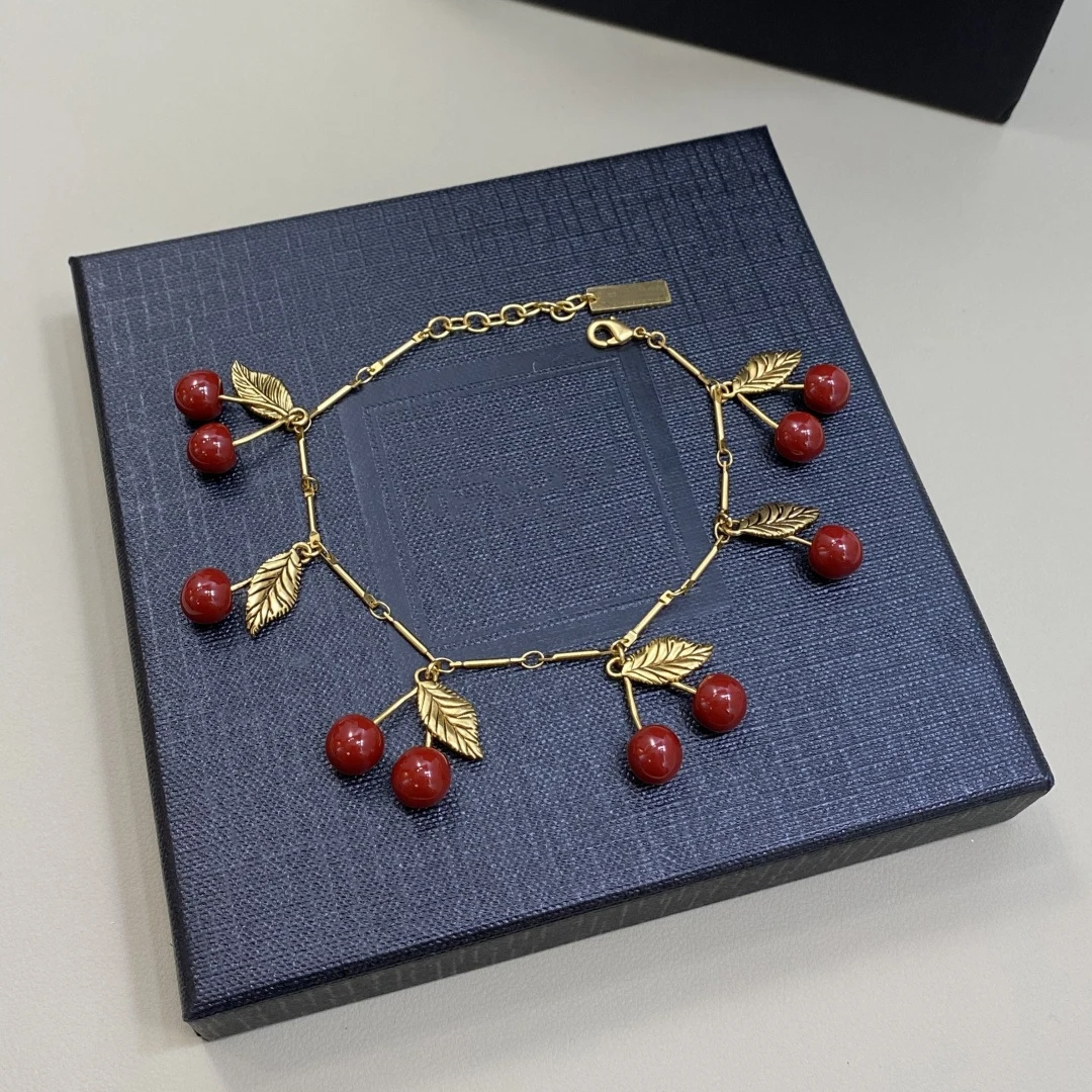 

Fashion Europe Cherry Brass Gold Plated Earrings Necklace Bracelet Luxury Set Woman Designer Brand Jewelry