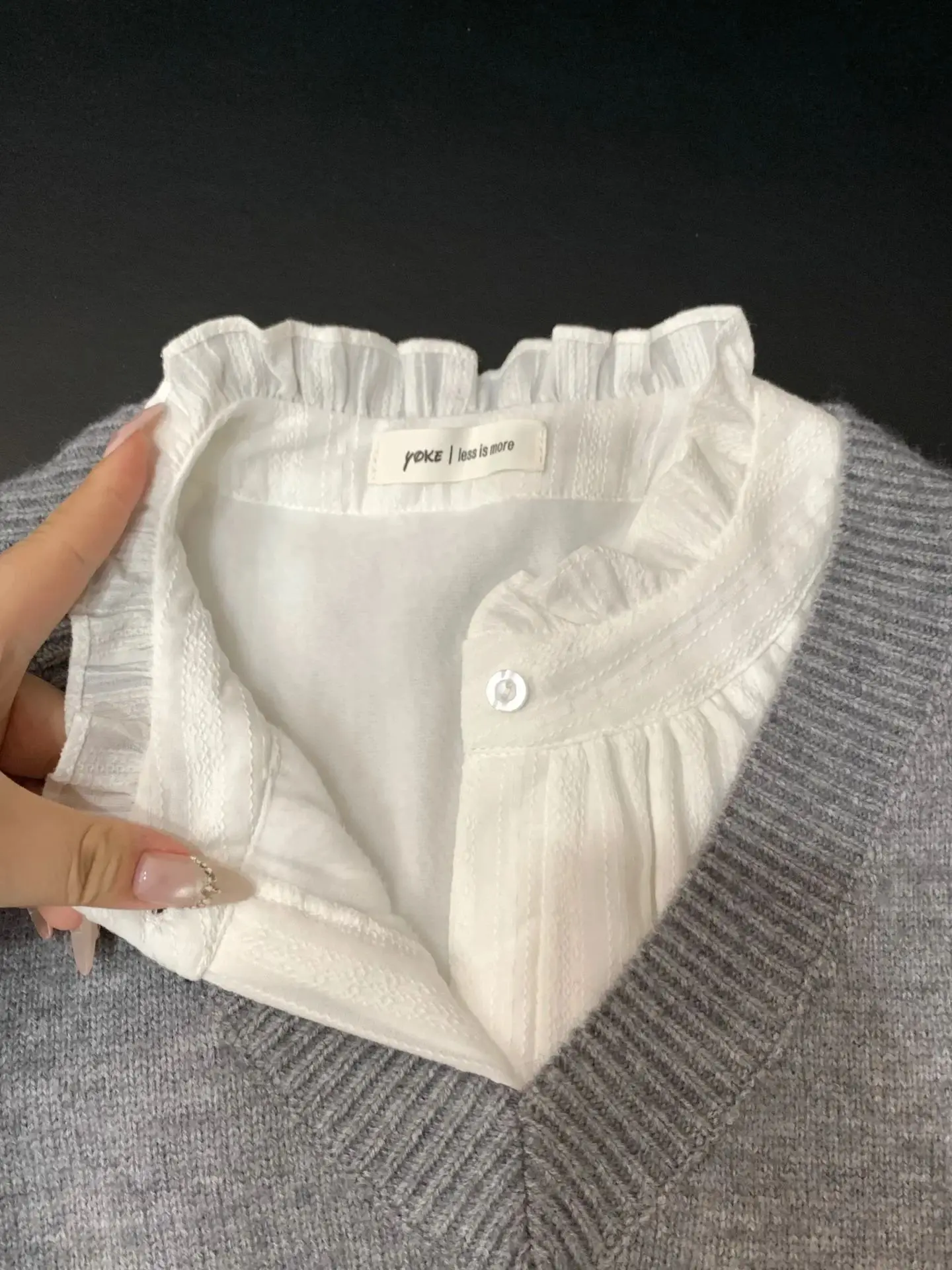 

plus Size Women's Casual Style Fleece Lined Long Sleeve Shirt Spring 2026 Sweet Style Wooden Collar Loose Slimming Top