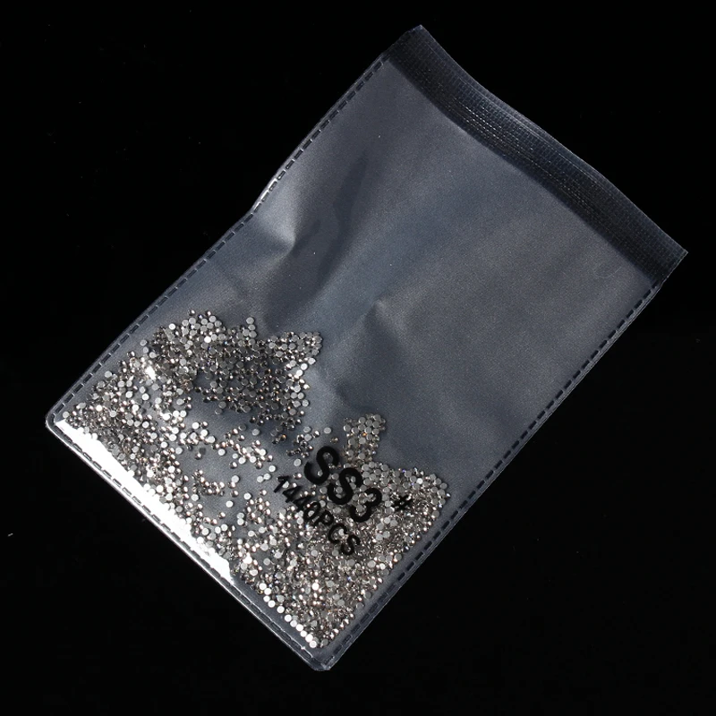 100 Stück Mini-Aurora-Rhombus-Nagelkunst-Strasssteine, funkelnde Raute, Nagelzirkon, flache Rückseite, schillernde Schneeflocke, 1,5 x 3 mm, Nagelkristall