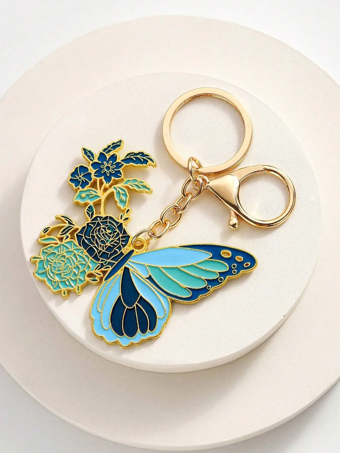 

Hollow Vintage Floral Butterfly Keychain Pendant Ornament For Bag Purse Decor Gift