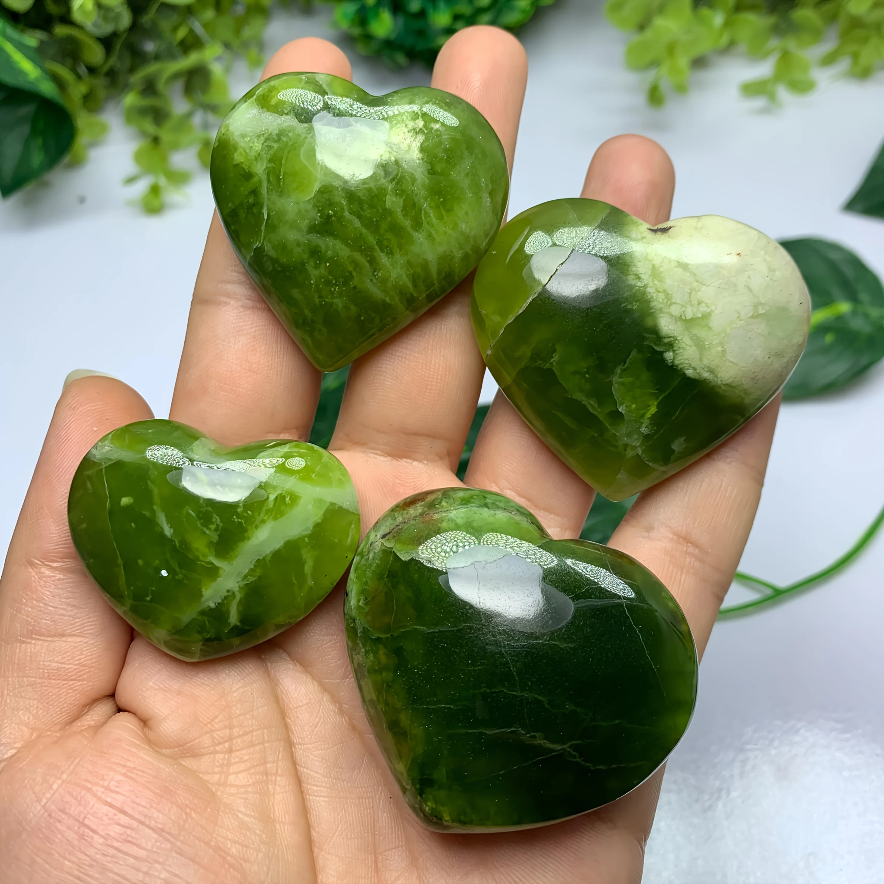 1 peça de Pedra Serpentina Verde em Formato de Coração, Cristal Liso Polido para Meditação, Decoração e Presente de Natal/Dia dos Namorados
