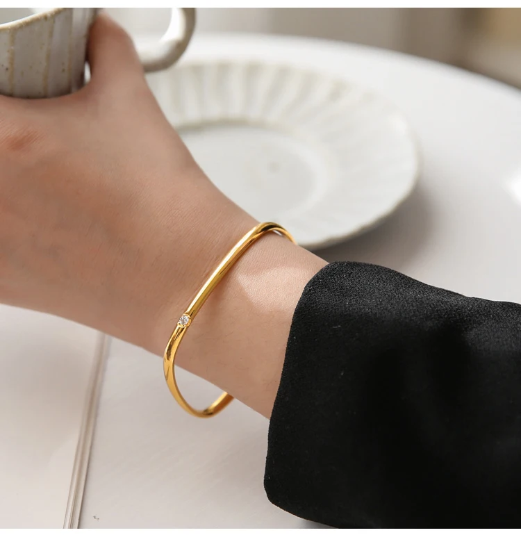 Titanium With 18K AAA Zircon Bangle Women Stainless Steel Jewelry Chic Gown Party T Show Sweet Boho OL Simply INS Japan Korean