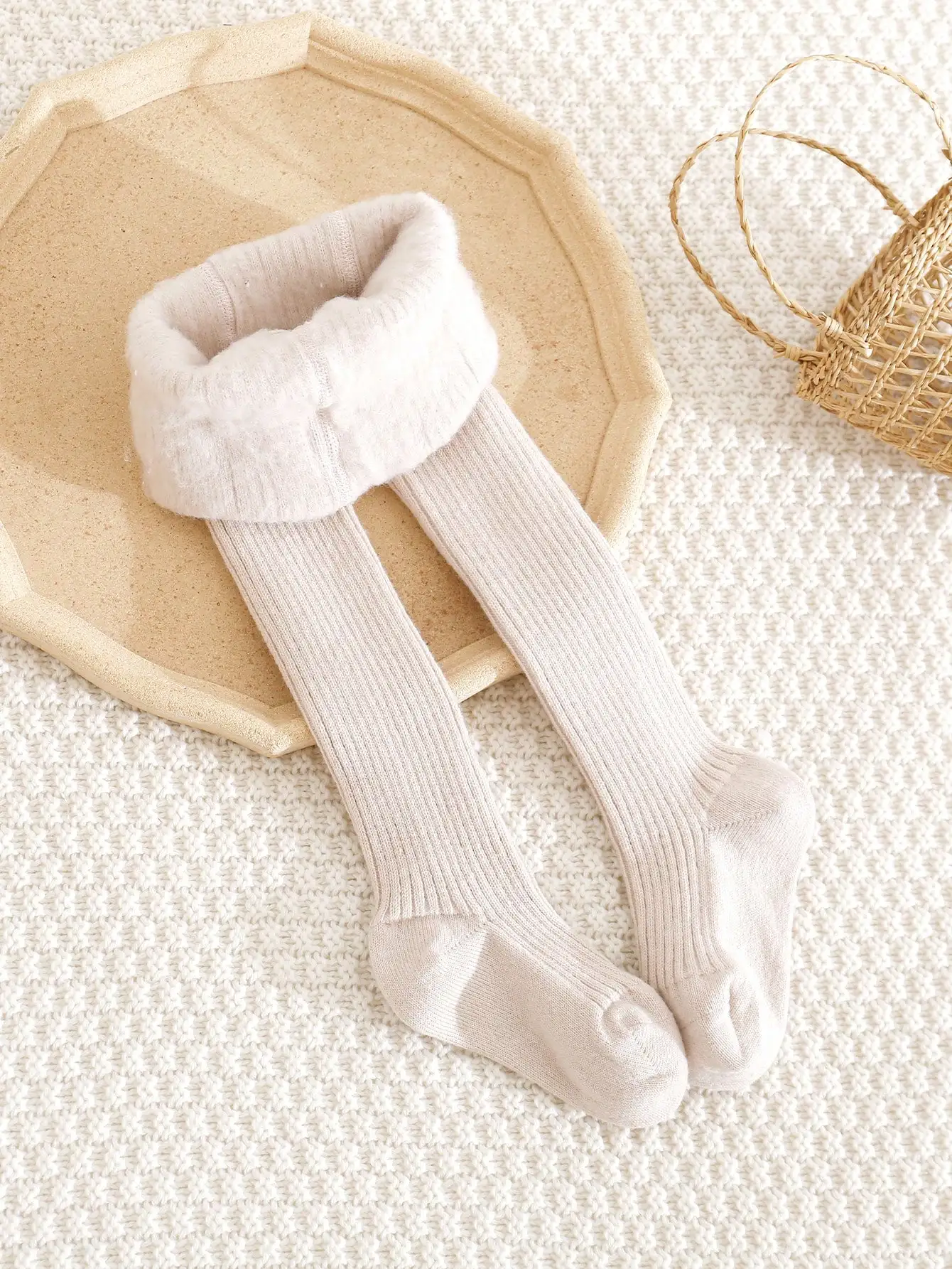 1 Stück Kinder-Strumpfhose mit vertikalen Rippen und Fleece-Futter, einfarbig, warm, weich, bequem, Leggings für Herbst und Winter, ideal für den täglichen Gebrauch im Freien. – Detail 7