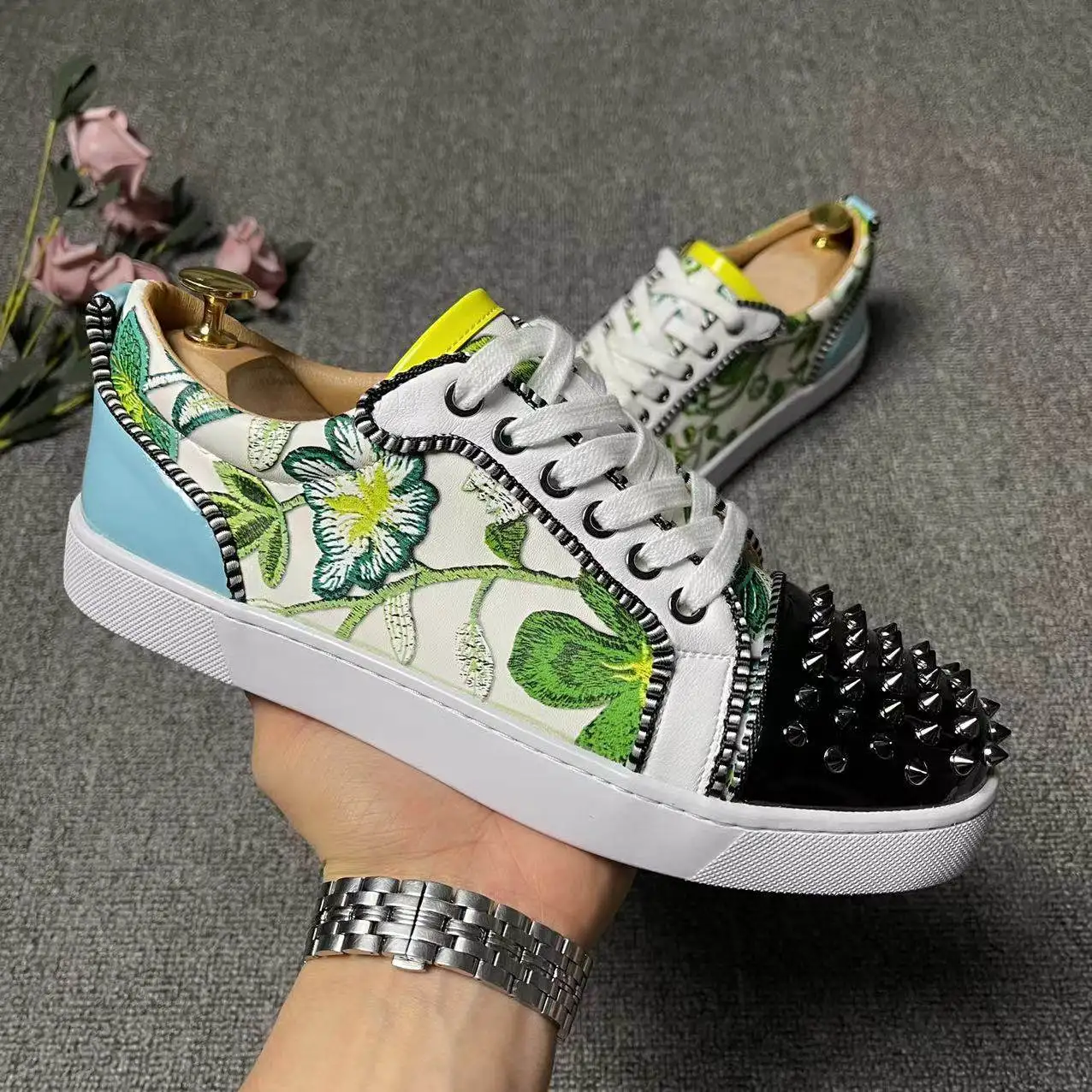 Fall Rivet Embroidery Sneakers Patchwork Round Head Lace-up Flats Men Casual Shoes Fashion Dress Shoes