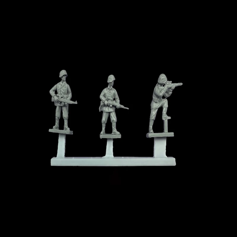 

Набор для сборки модели из литой смолы в масштабе 1:72, GK, три снайпера, неокрашенный