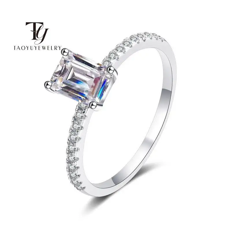 

Classic 925 Sterling Silver Ring with 1CT Emerald Cut Moissanite - Wedding Engagement Diamond Ring Fine Jewelry Gift