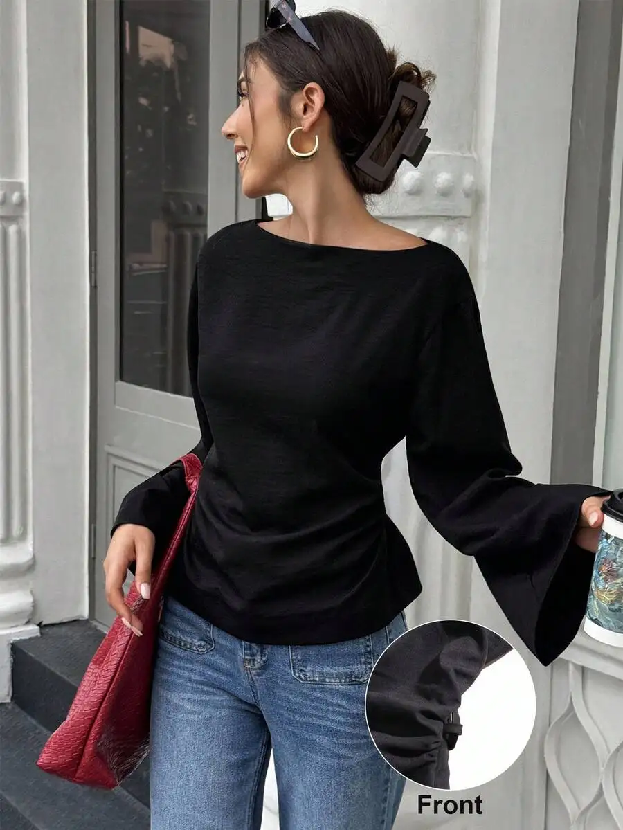 

Women's Black Minimalist Pleated Flare Sleeve Blouse for Casual Fall Wear