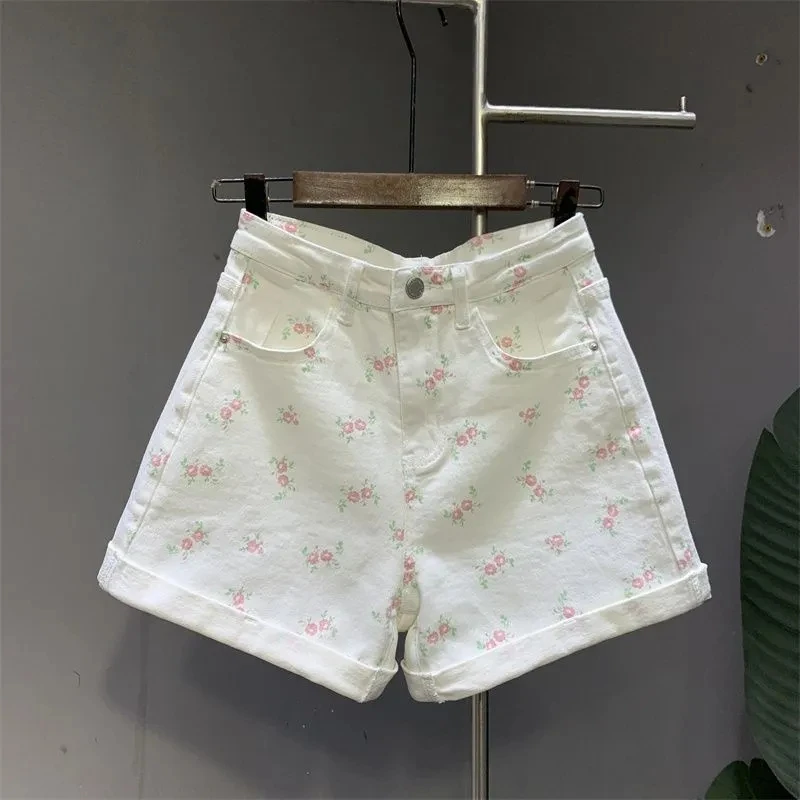 

Women's New White Floral Flanging Denim Shorts Women's Spring And Summer New High Waist Joker Slim Wide-Leg Denim Pocket Shorts