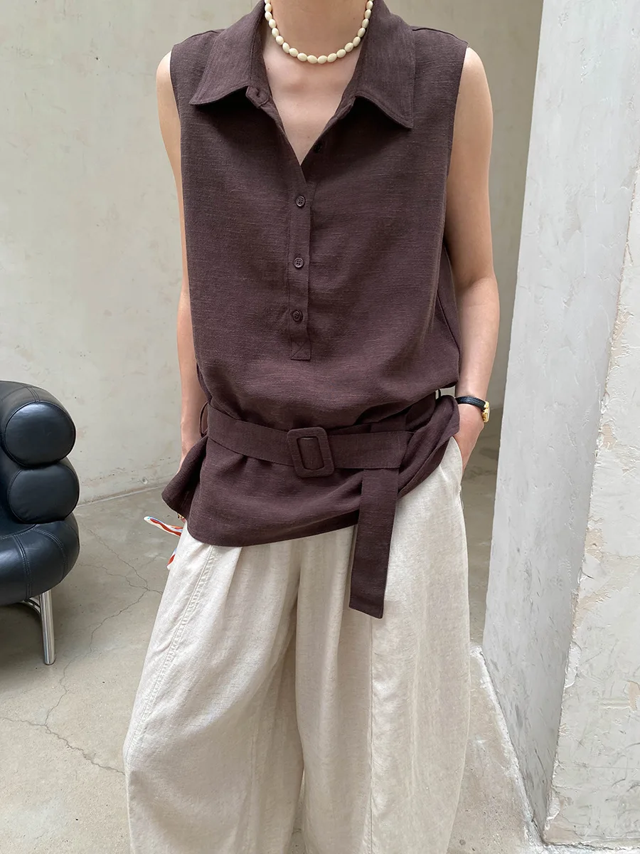 Sommerliches Damen-Tanktop mit einfarbigem Kragen und lockerem Schnitt am Bund – Detail 11
