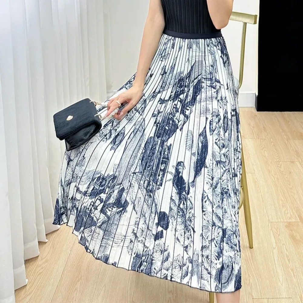 

Pleated Women's Half Skirt Fall New Fashion Comfortable Versatile Casual Temperament Commuter High-end Elegant Miyake Skirt