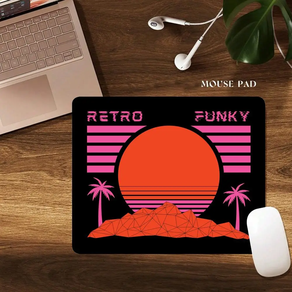 

Neon-style sunset design small-sized Mouse Pad Desk Mat gaming mat pc accessories office pad rubber anti-slip water-washable