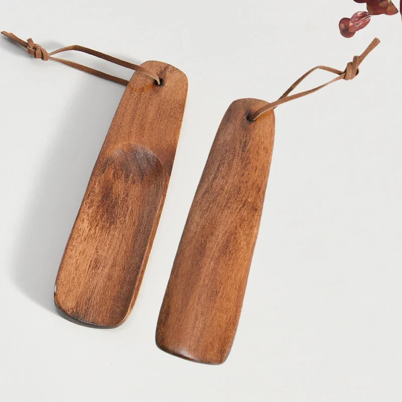 Solid Wood Shoehorn 15-31cm Short Handle Easy to Use Shoe Spatula for Pregnant Women Elderly Home Hotel - Comfortable Grip