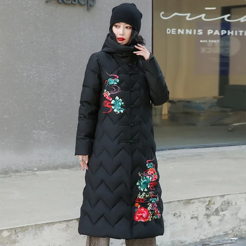 Nieuwe Mode Sneeuwkleding Kleding Borduren Winterjas Vrouwen Lange Parka Met Capuchon Moeder Dikker Warme Gewatteerde Overjas