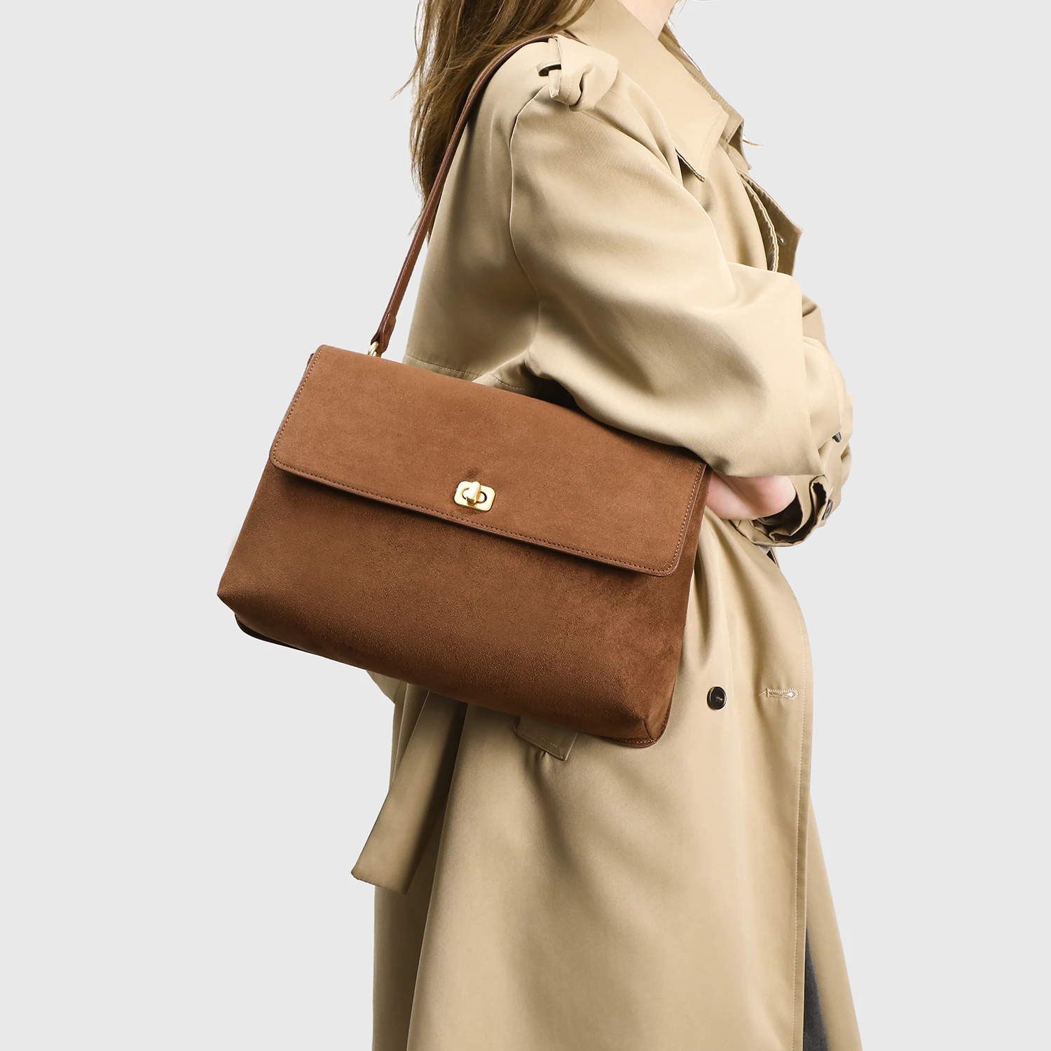 

2026 Women's Autumn and Winter Matte Suede Soft Leather Retro Sle Casual Handbag Luxury Designer Commuting Shoulder Crossbody Ba