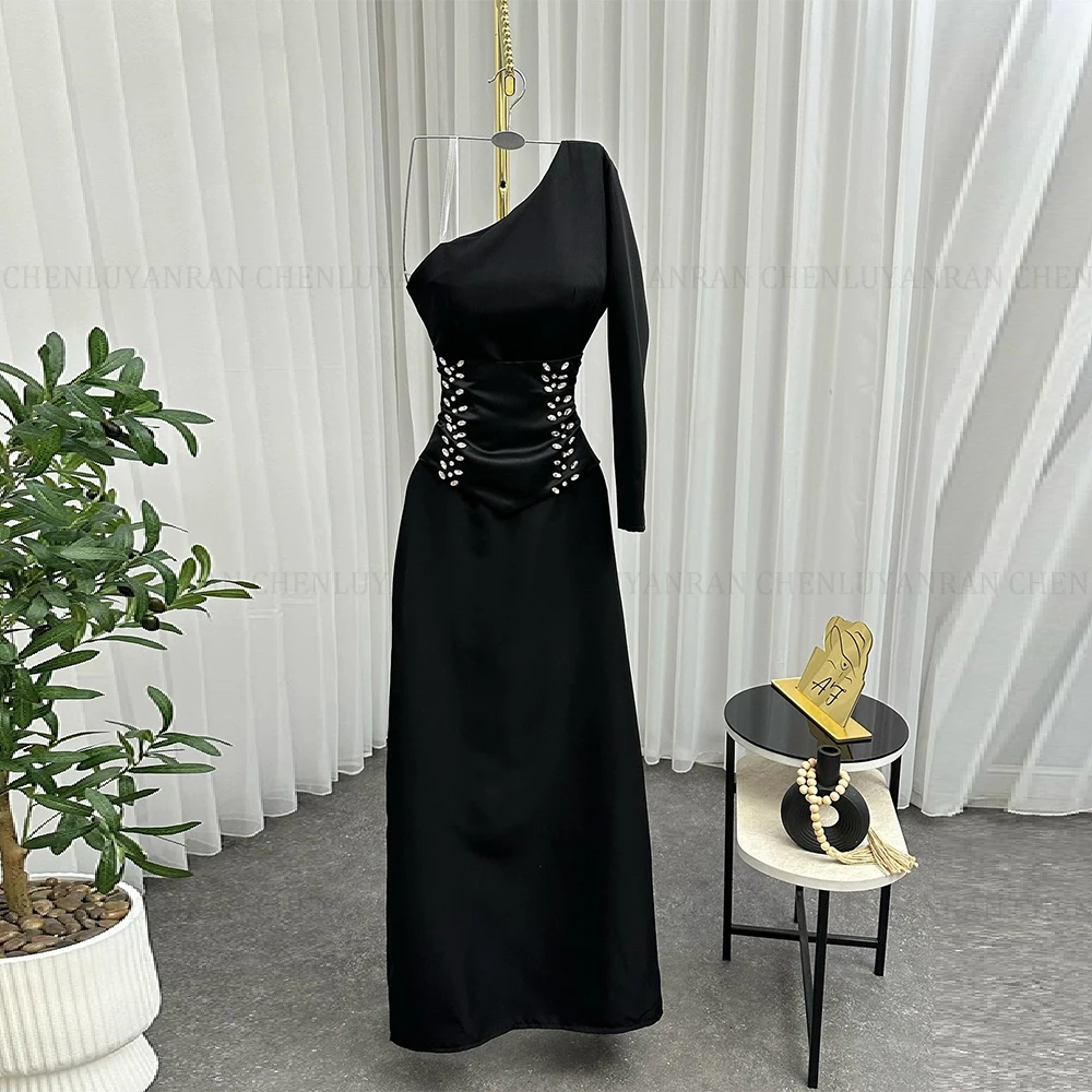 MOLISA Schwarzes modernes Party-Abendkleid 2025, neues maßgeschneidertes Etuikleid mit einer Schulter, langes formelles Anlasskleid mit Perlenstickerei