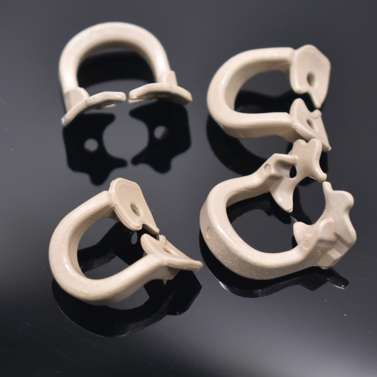4 pcs Dental Rubber Dam Clamps Clip,Rubber Material Barrier Clip Resin Heat Resistant Prevent Swallowing Barrier Clip