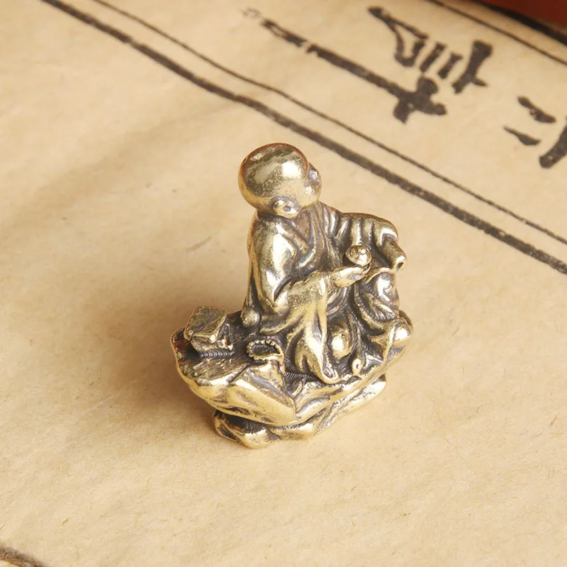 Vintage Pure Brass Reciting Monk Desktop Ornament Zen Little Novice Tea Pet Decoration Small Copperware Wholesale