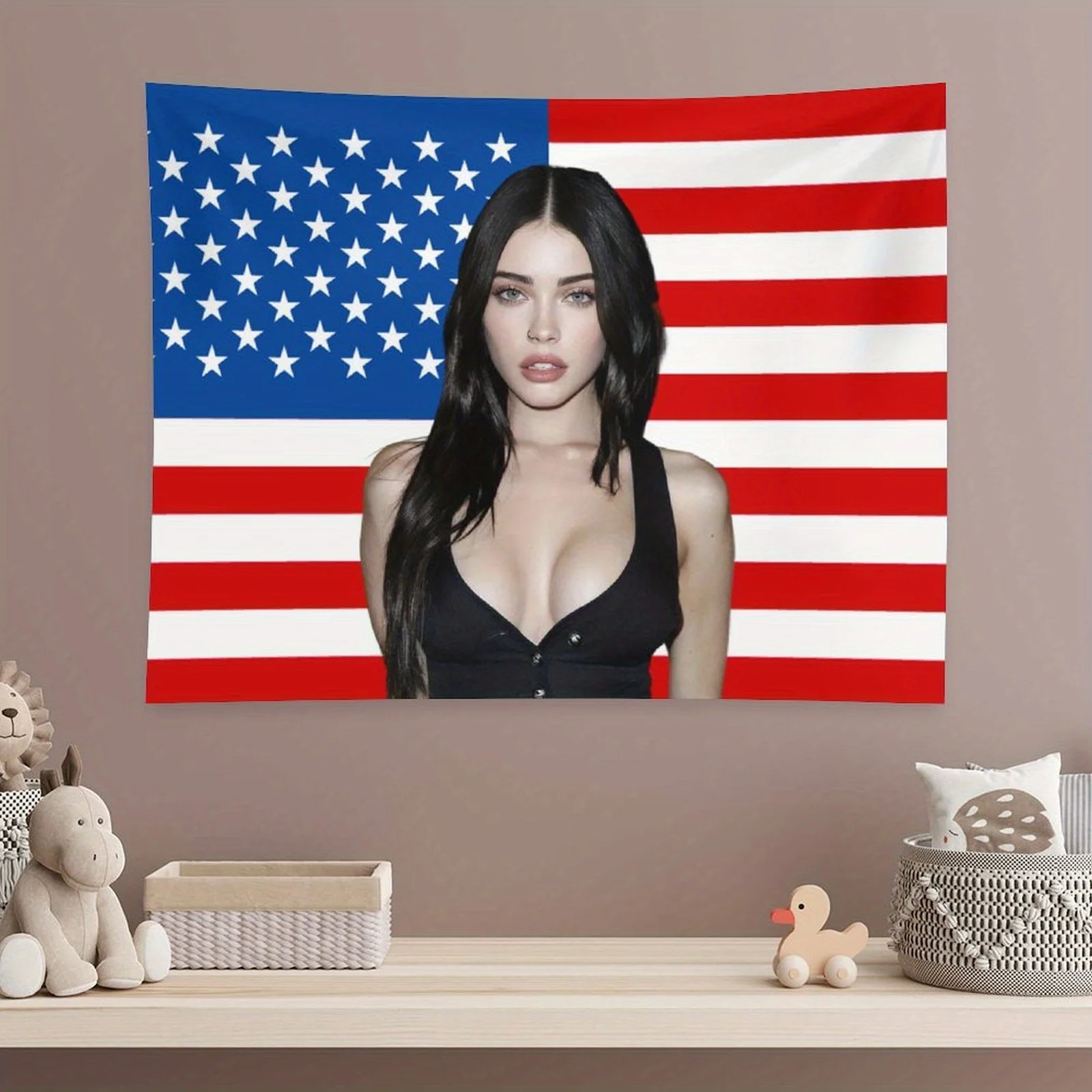 Sexy Megan Fox Wandteppich mit amerikanischer Flagge – Wanddekoration für Mädchen, Poster-Hintergrund für Wohnheim, Wohnzimmer und Schlafzimmer, bedruckter Wandbehang