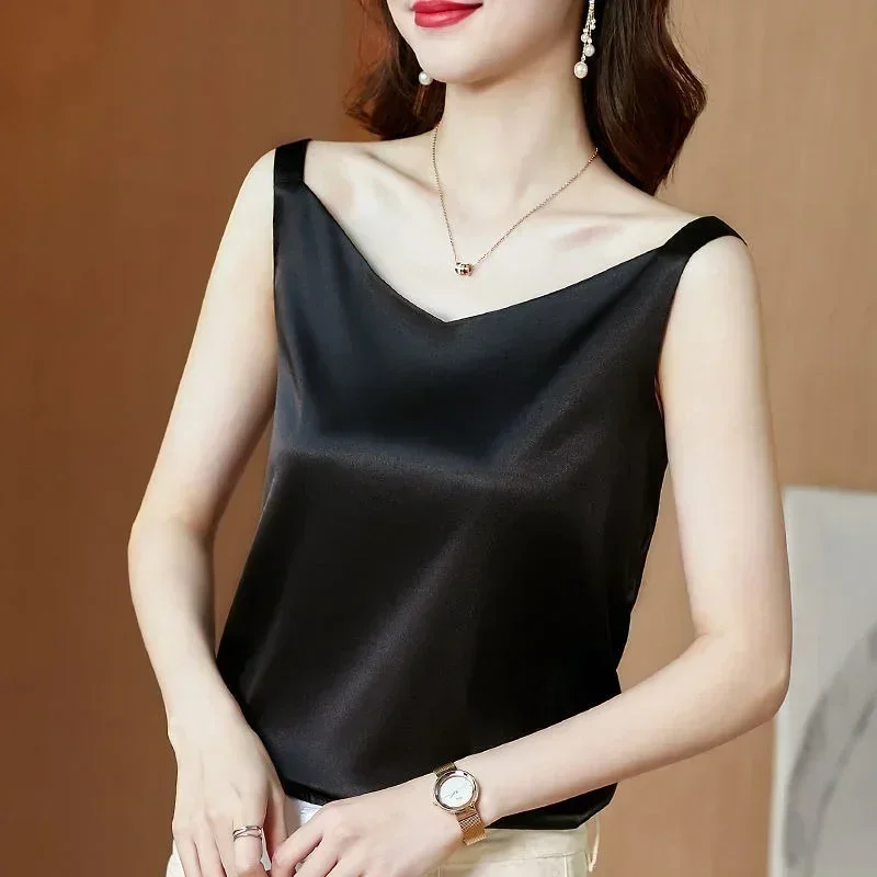 

2024 Solid V-neck Silk Camisole Women Wear Large size Faux Satin Bottoming Shirt Summer Vest Sleeveless Top in Suit Waistcoat