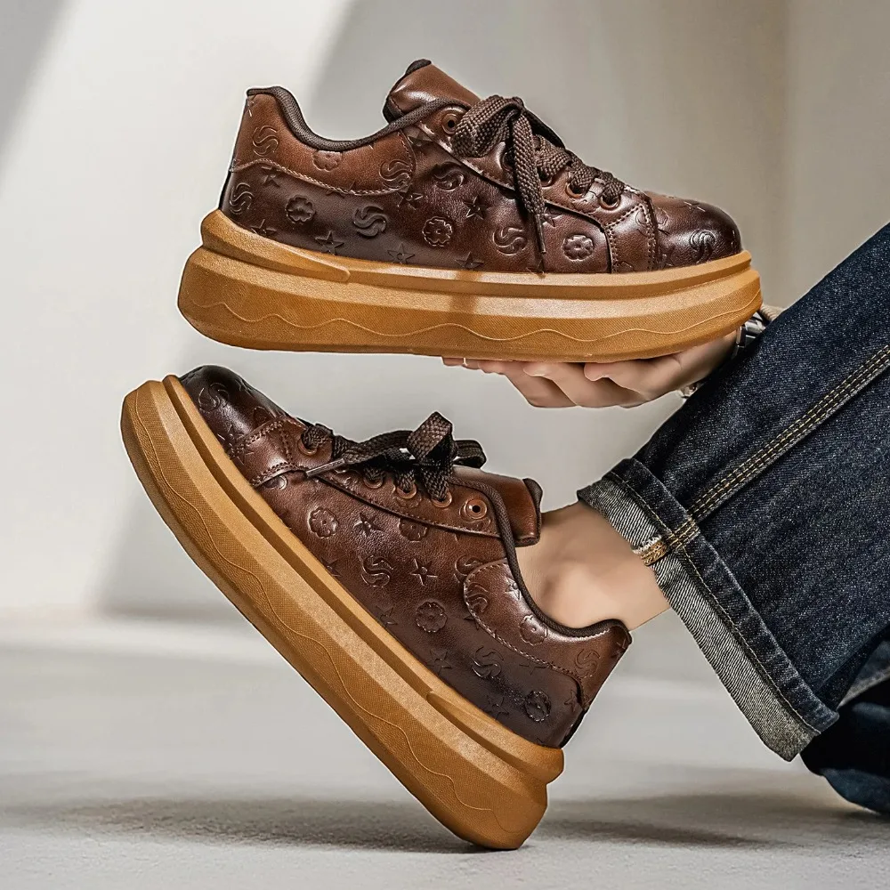 

2026 New Premium Men's Thick Sole Elevator Printed Leather Low-Top Non-Slip Casual Shoes