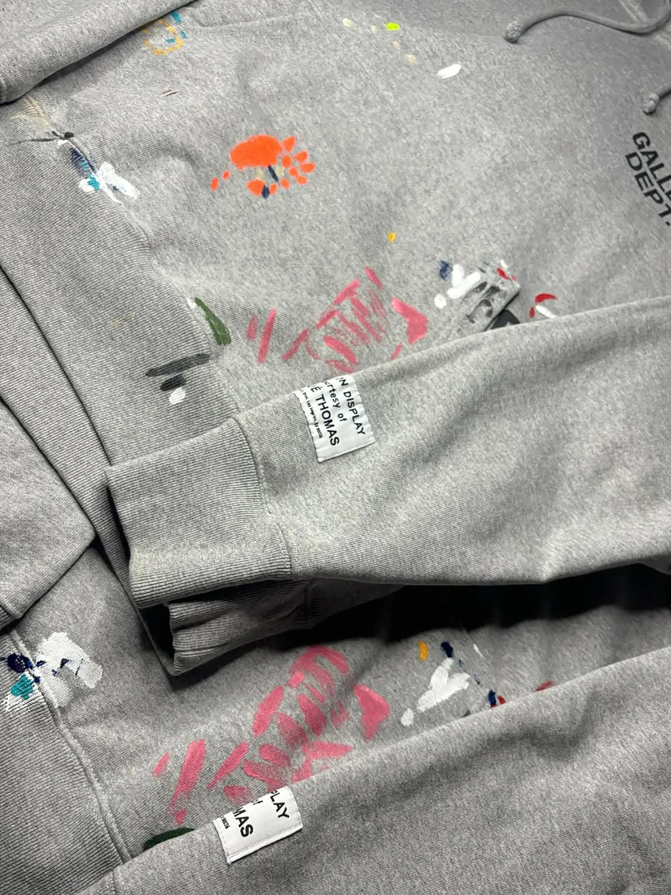 Neuer Herbst- und Winter-Nischen-Schönheitstrend, Internet-Promi, gleicher Stil, handbemaltes Design, Graffiti-Kapuzenpullover