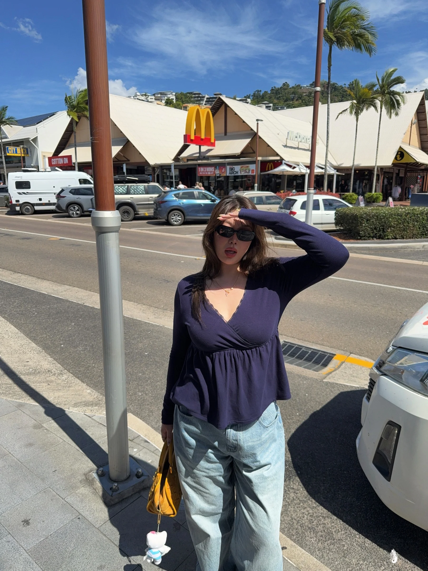 

Женская повседневная модная футболка-топ в американском ретро-стиле, большого размера, с кружевом, V-образным вырезом, плиссированная, свободного кроя, с длинными рукавами, коллекция Pure Desire