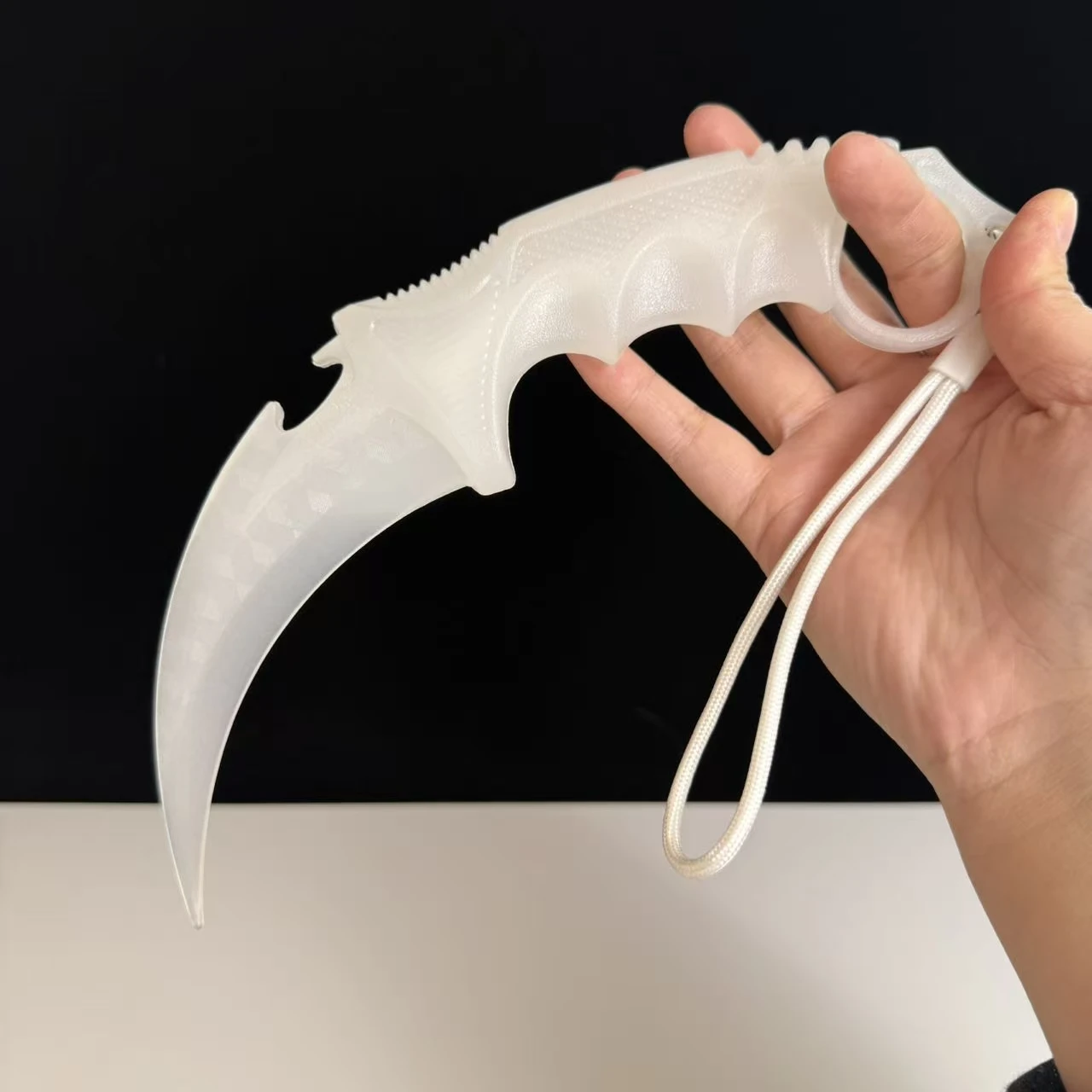 9.06inch White Plastic Karambit Luminous Claw Knife Cosplay Prop Stage Props for Martial Arts Performances Knife Safety Toys Boy view 6