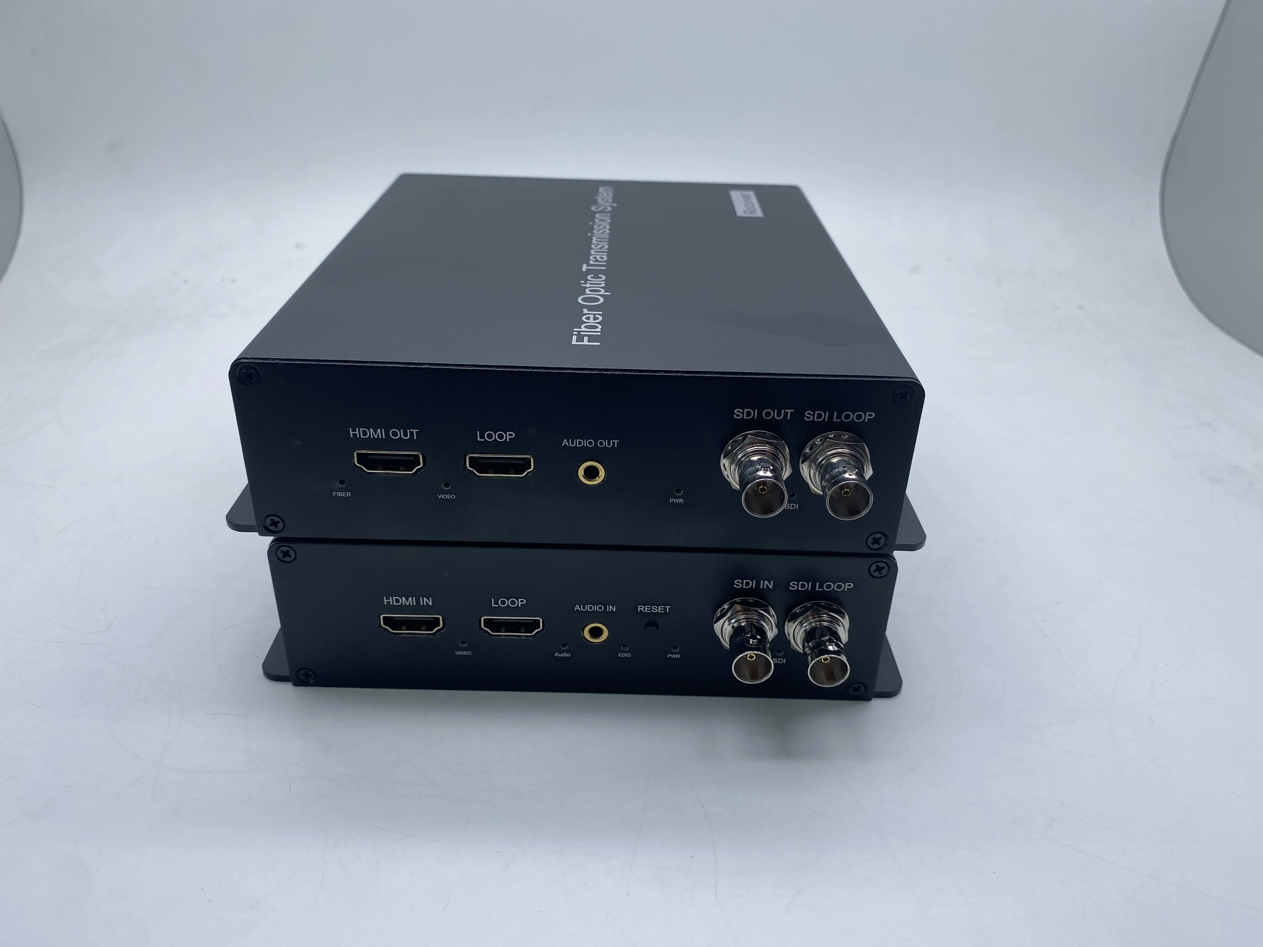 Transmission 4K Video in 3.5mm Audio 3g Sdi Video in Fiber Optic Extender Converter Transmitter Receiver