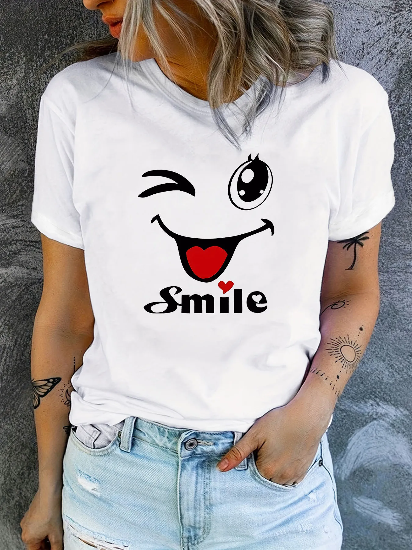 Wink Smile Women's Tee - Cute Emoji Graphic, Playful Happy Print for Casual Daily Wear