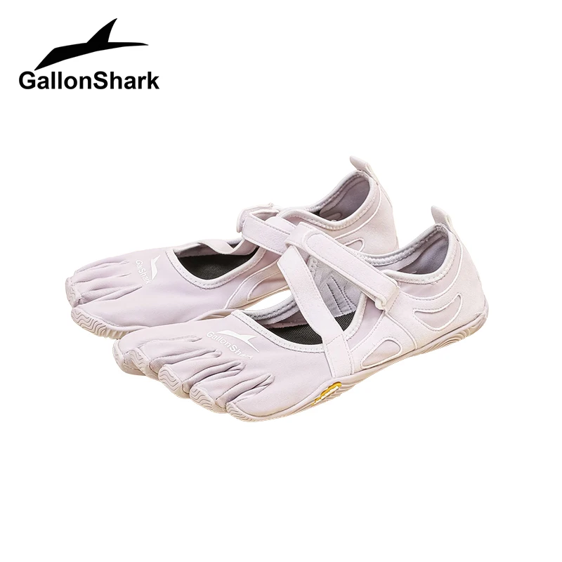 

Обувь для йоги и тренировок в помещении GallonShark Five Finger Barefoot Footwear, с ремешками, нескользящая.