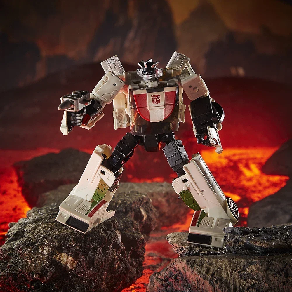 Em estoque takaratomy transformadores gerações guerra para cybertron: reino WFC-K24 wheeljack figura de ação modelo brinquedos